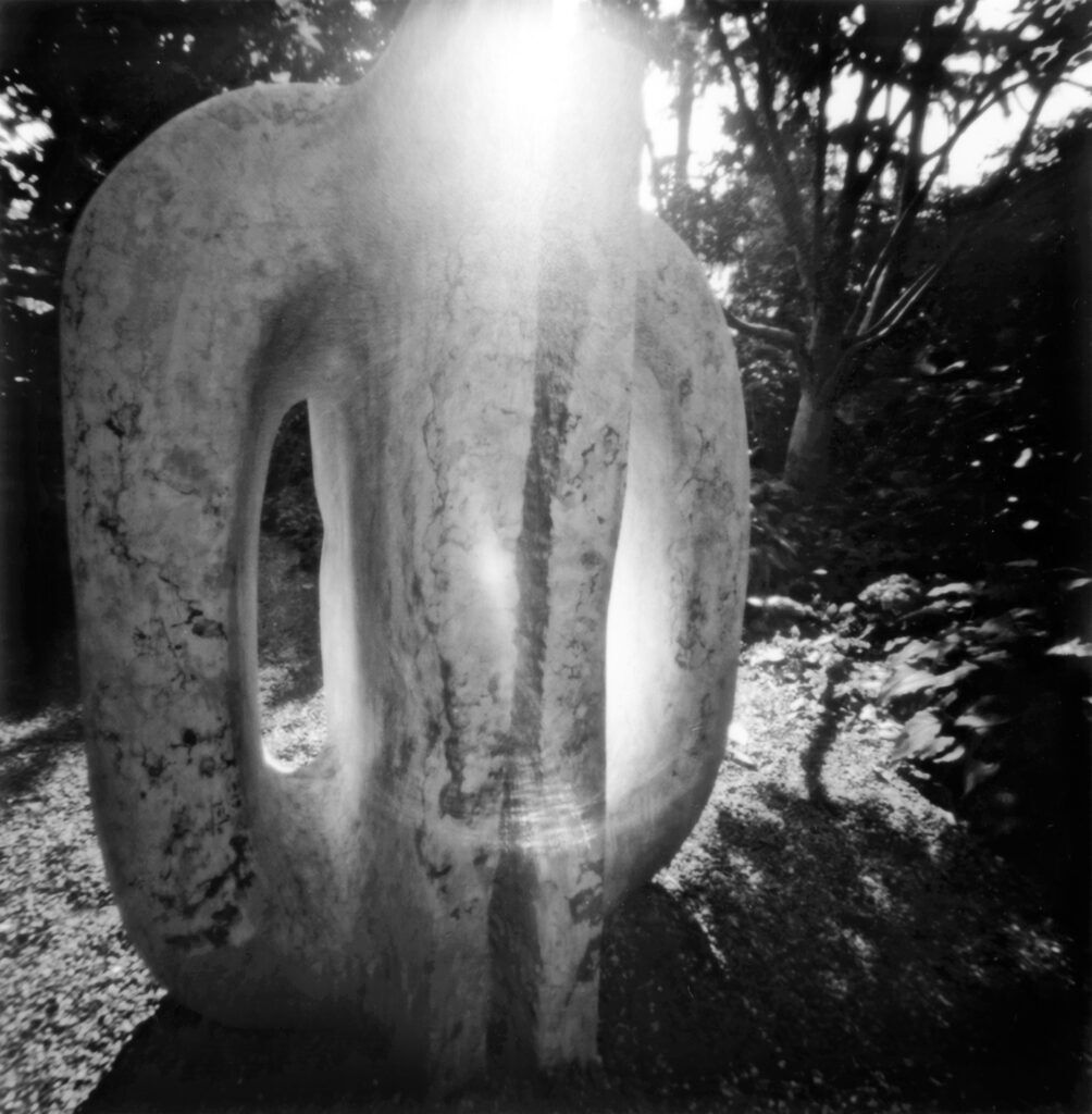 2008-09 Pacific Northwest – Vancouver statue bw 3